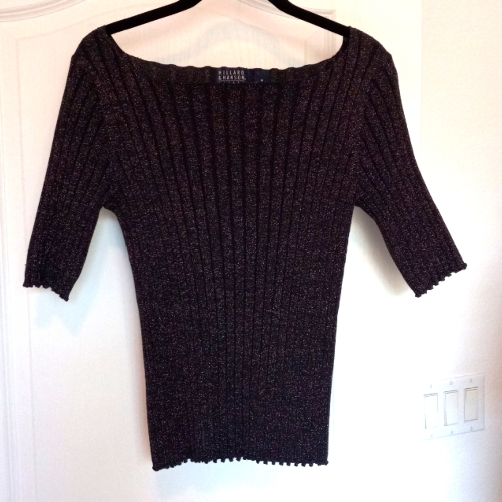 Hillard & Hanson sparkly top. Size M.